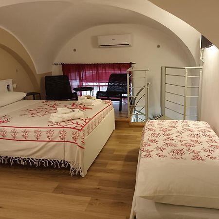 Апартаменты I 3 Principi Al Mulino Катания Экстерьер фото