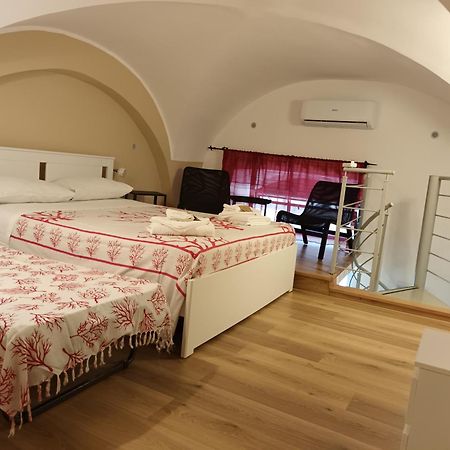 Апартаменты I 3 Principi Al Mulino Катания Экстерьер фото